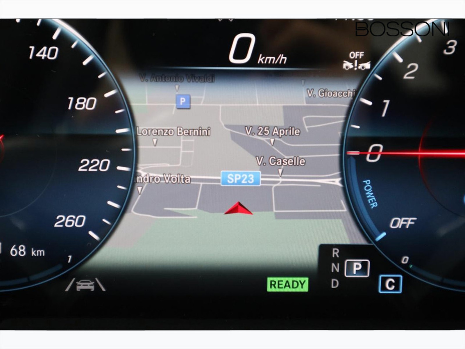 16 - Mercedes GLA 250 e plug in hybrid (e eq-power) premium 8g-dct