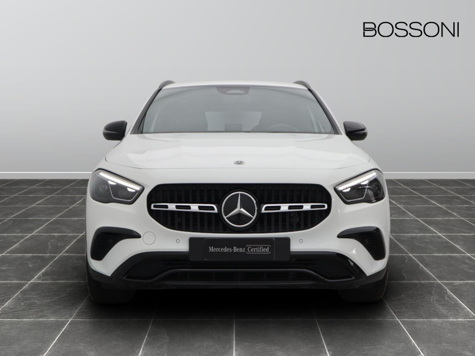 2 - Mercedes GLA 180 d progressive advanced 8g-dct