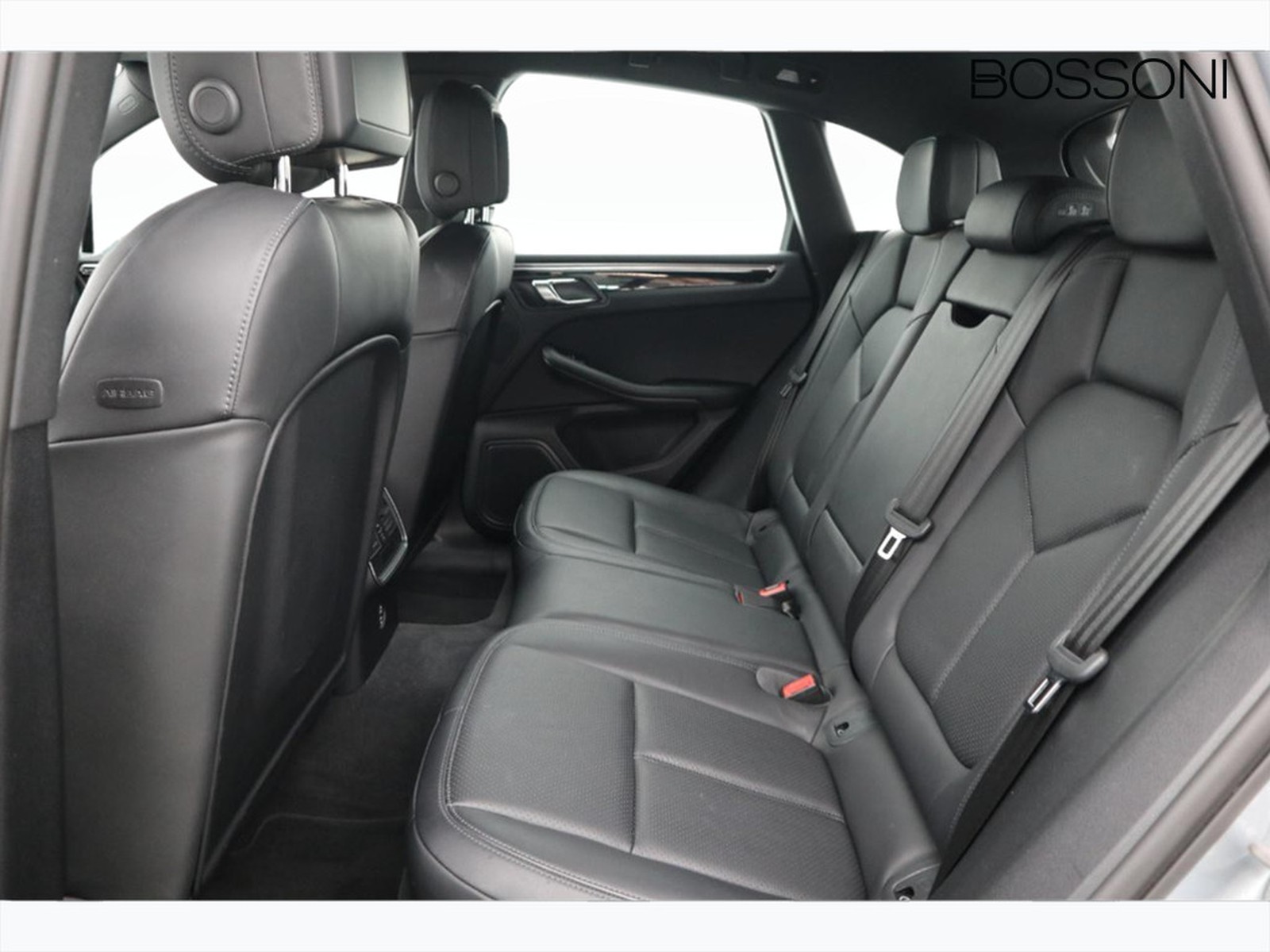 8 - Porsche Macan 2.9 v6 380cv s pdk