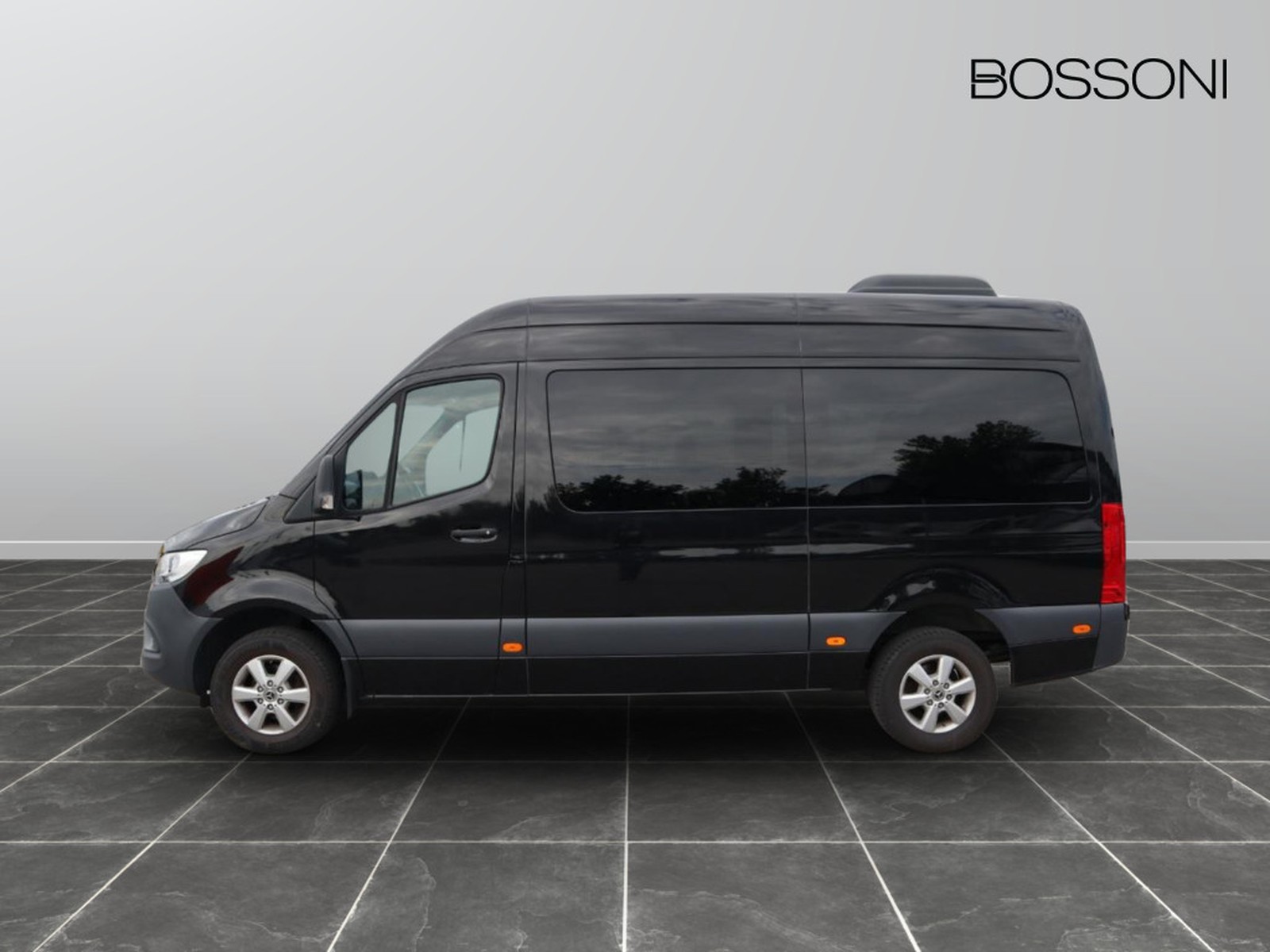 3 - Mercedes Vans Sprinter 316 2.1 cdi k 37/35 rwd tourer business evid