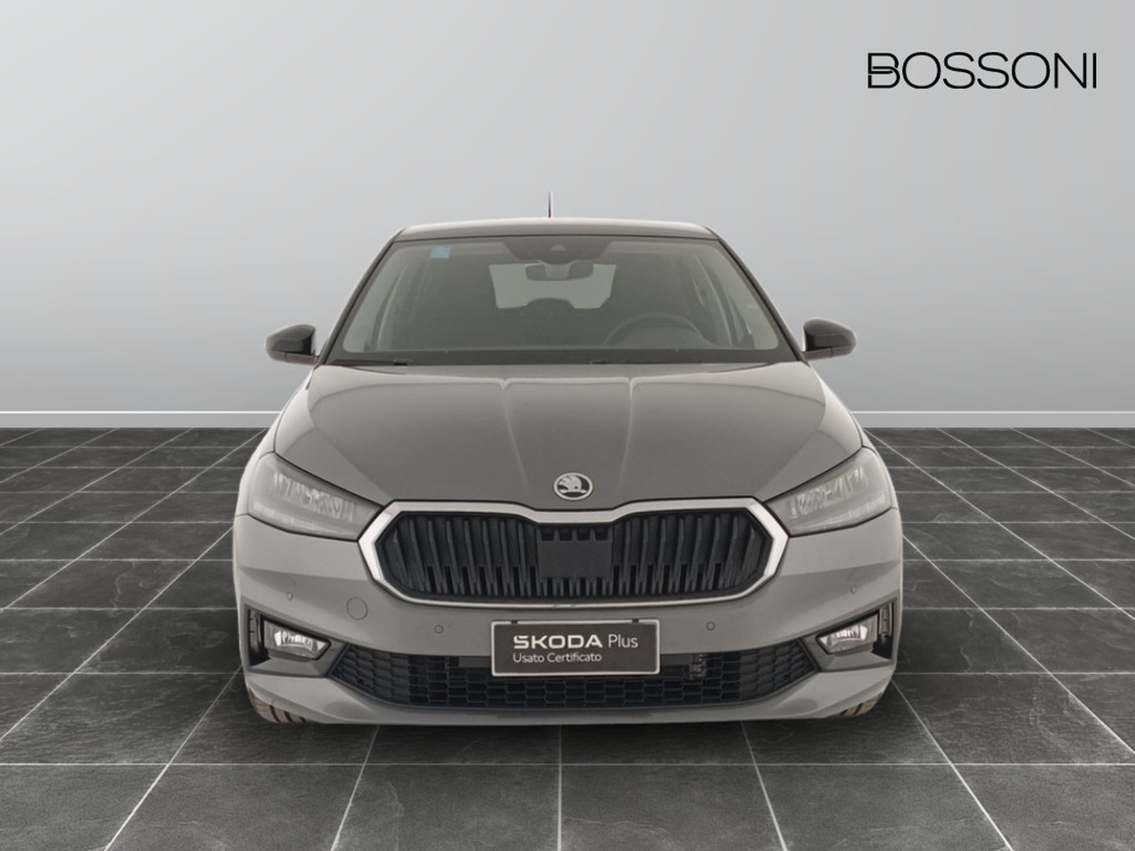 2 - Skoda Fabia 1.0 mpi 80cv selection