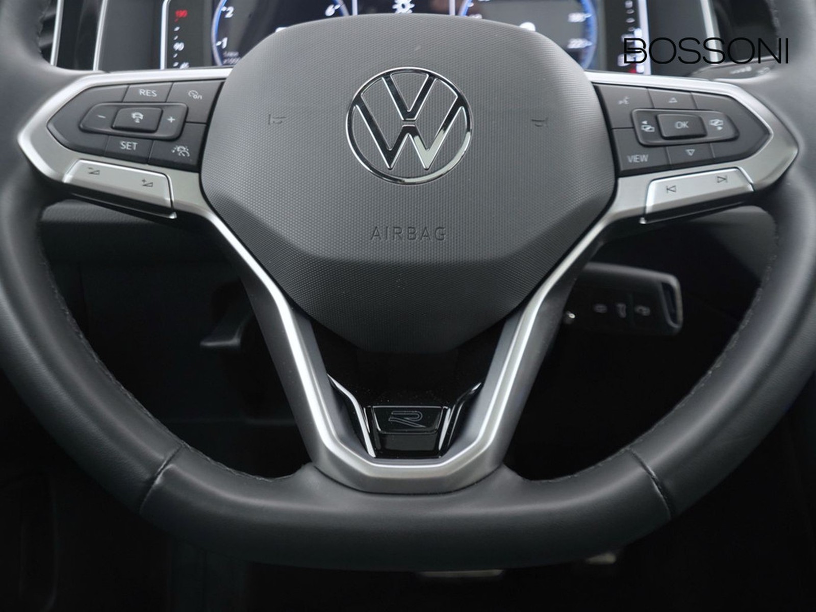 15 - Volkswagen Taigo 1.0 tsi 115cv r-line dsg