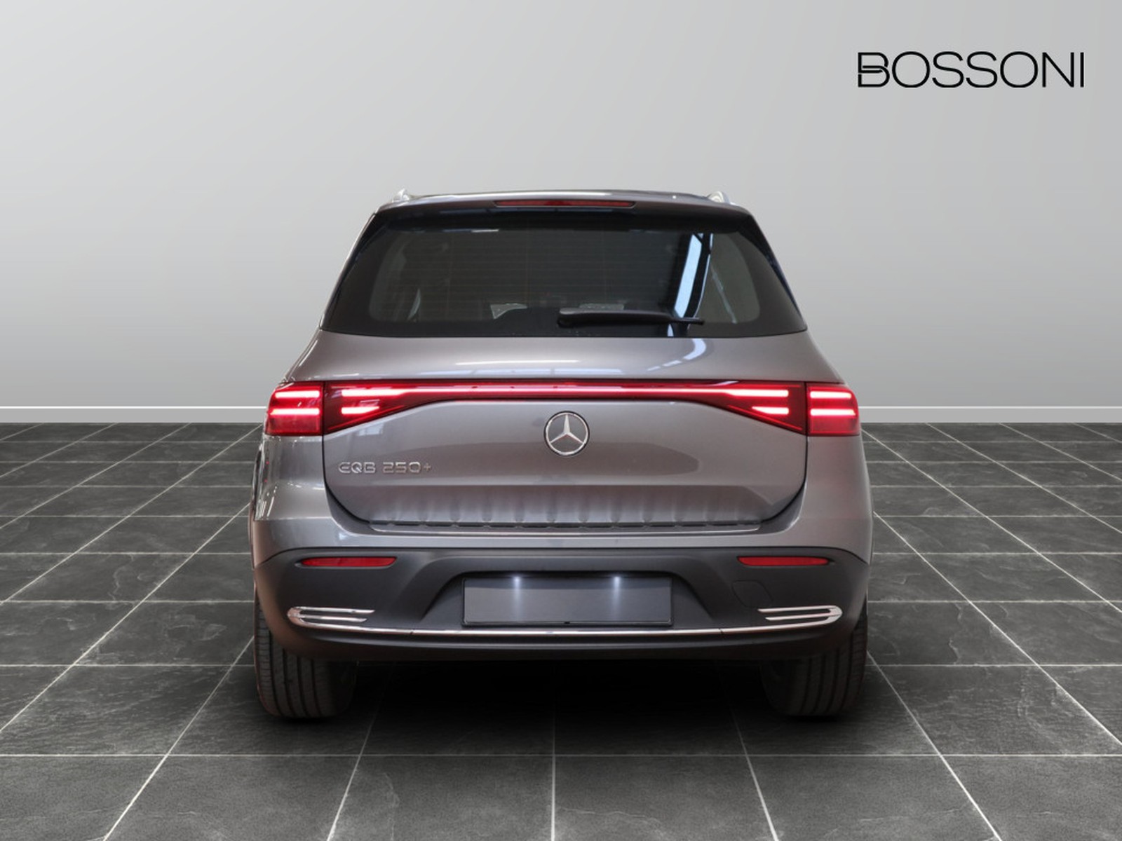 6 - Mercedes EQB 250+ progressive