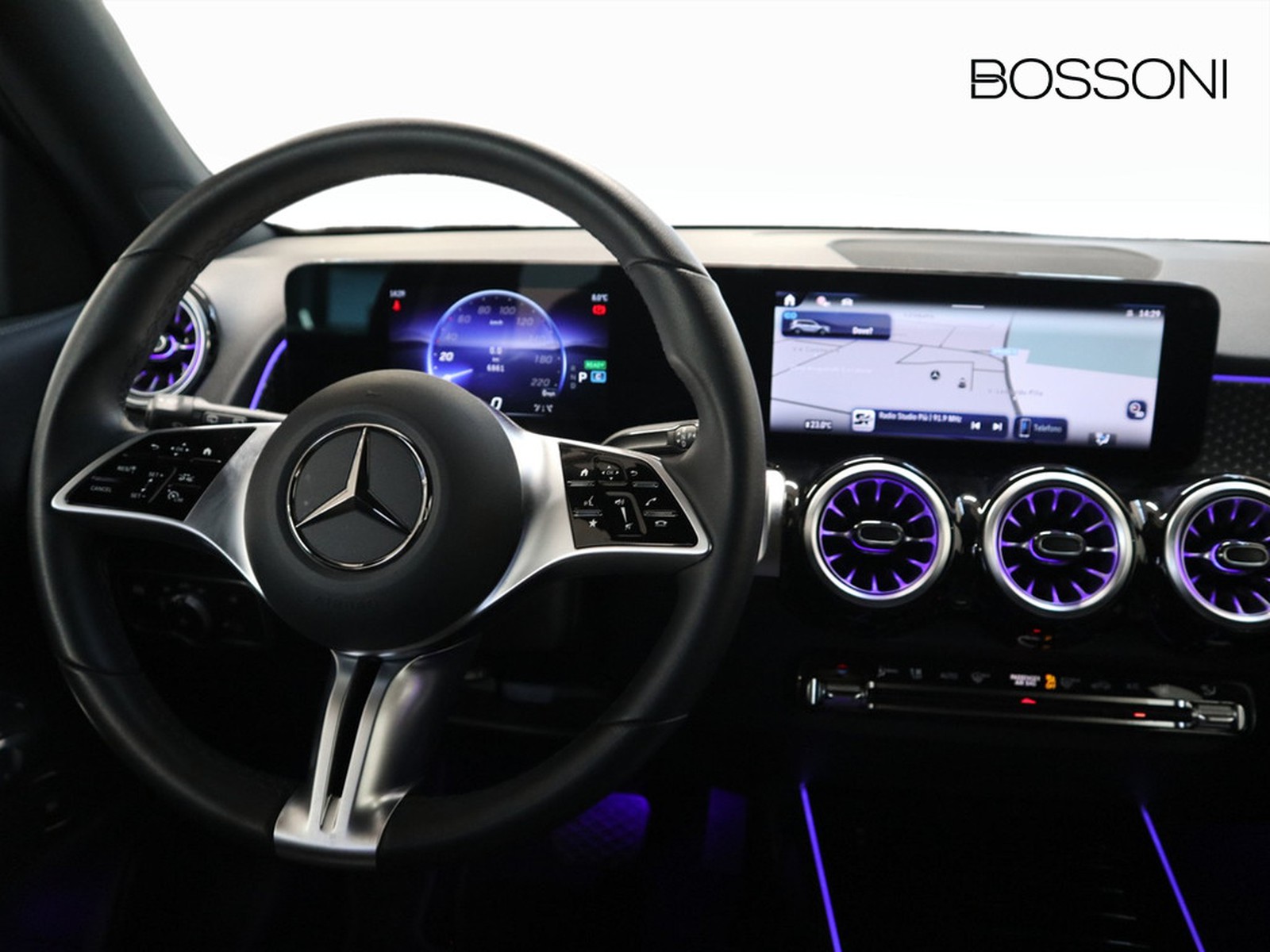 12 - Mercedes EQB 250+ progressive