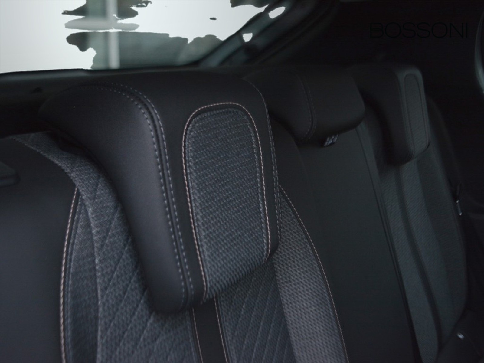 6 - Peugeot 208 1.2 puretech 100cv allure s&s