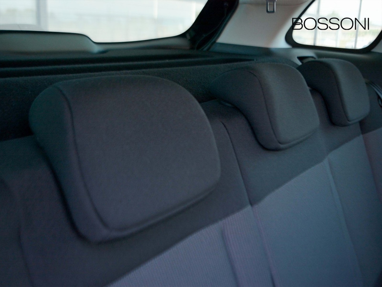 6 - Citroen C3 Aircross 1.2 puretech max eat6 s&s