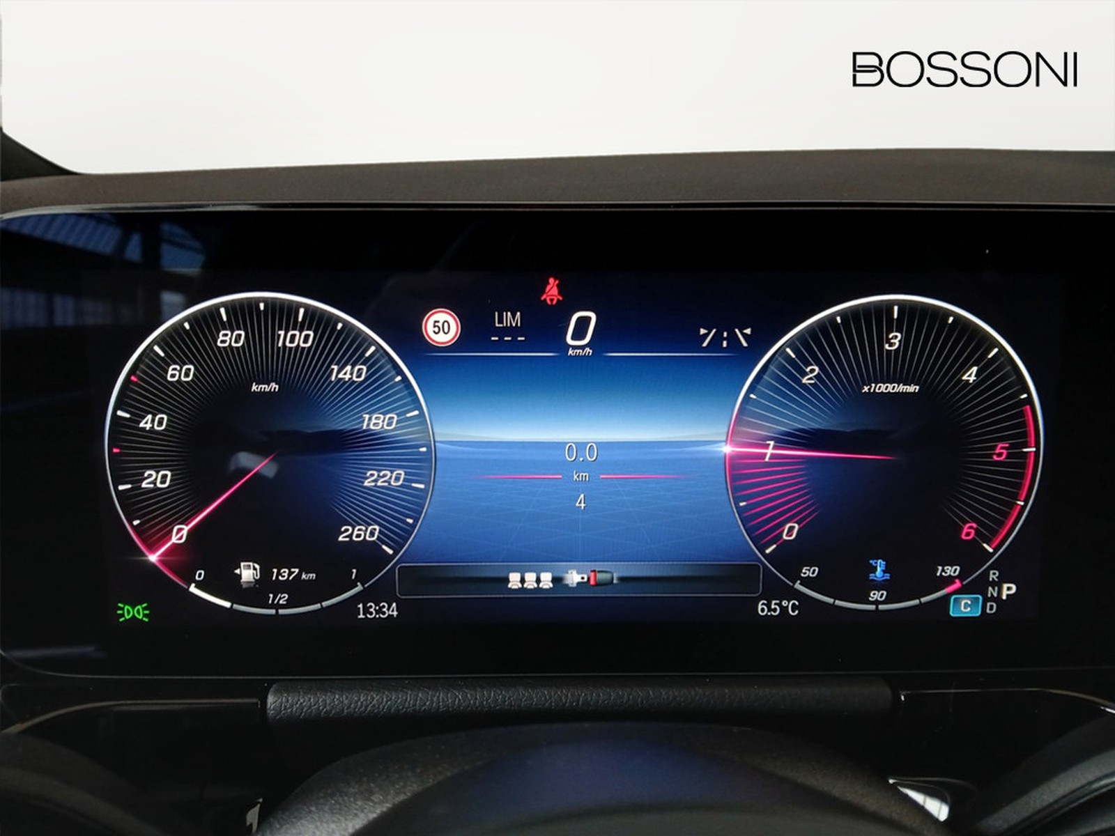 9 - Mercedes GLA 180 d amg line advanced plus 8g-dct