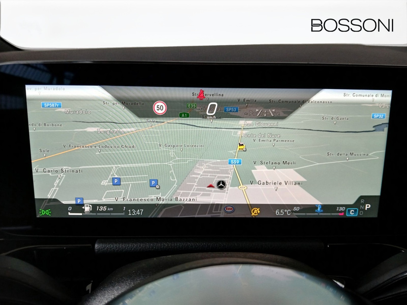 16 - Mercedes GLA 180 d progressive advanced 8g-dct