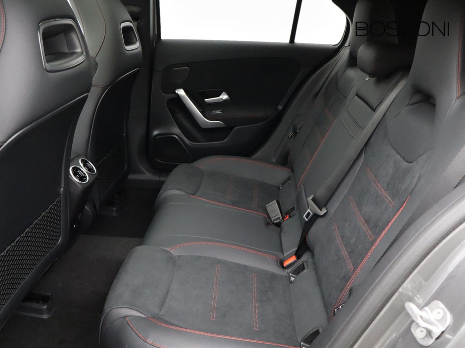 8 - Mercedes Classe A 180 d amg line premium speedshift dct amg 8g