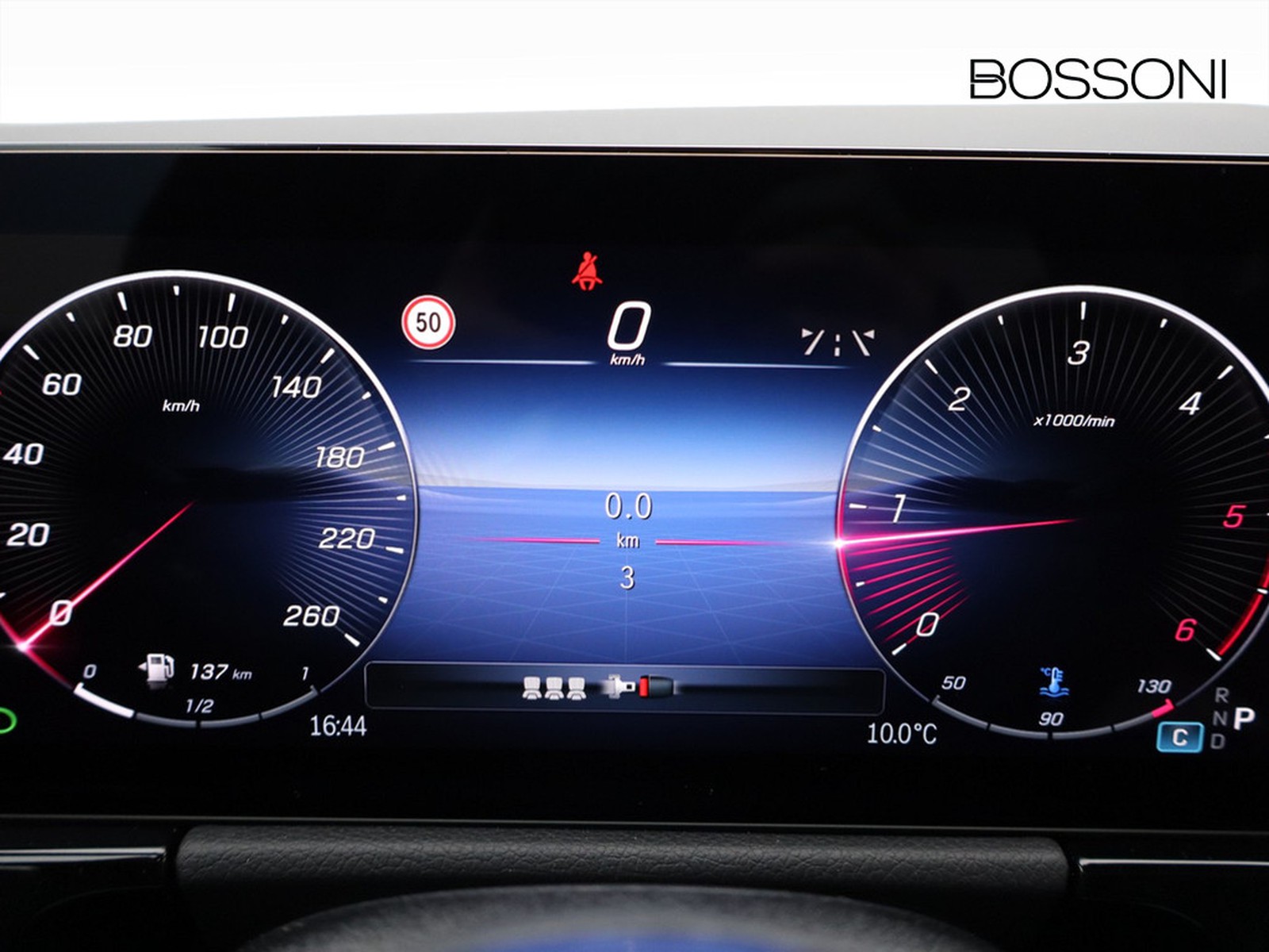 9 - Mercedes GLA 180 d progressive advanced 8g-dct