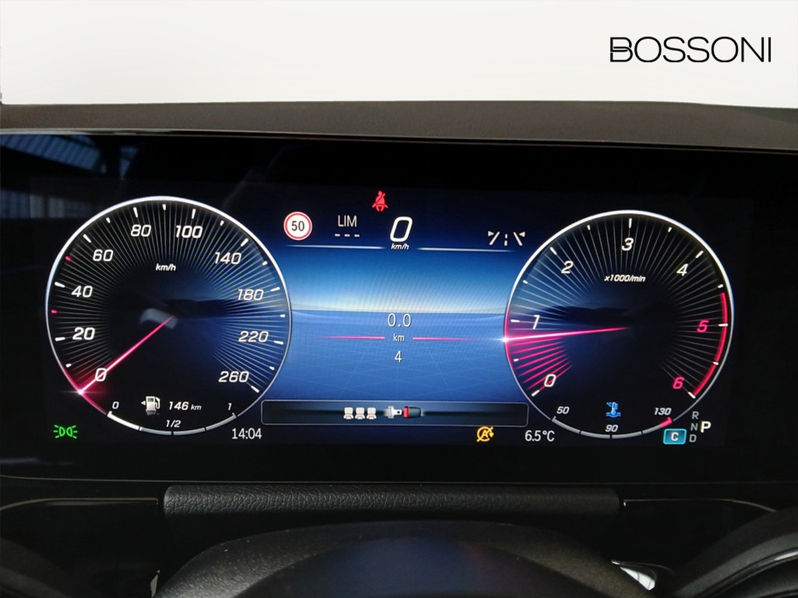 9 - Mercedes GLA 200 d amg line extra 8g-dct