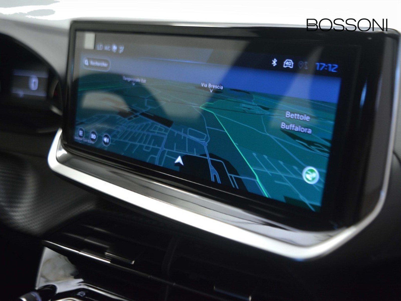 10 - Peugeot 2008 1.2 puretech 100cv style s&s