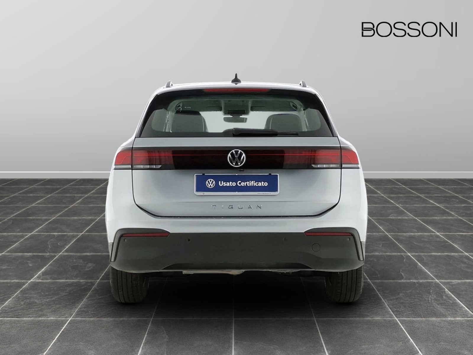 5 - Volkswagen Tiguan 2.0 tdi scr 150cv life dsg