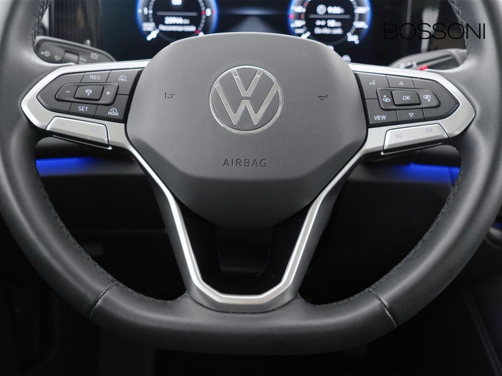 15 - Volkswagen Tiguan 2.0 tdi scr 150cv life dsg