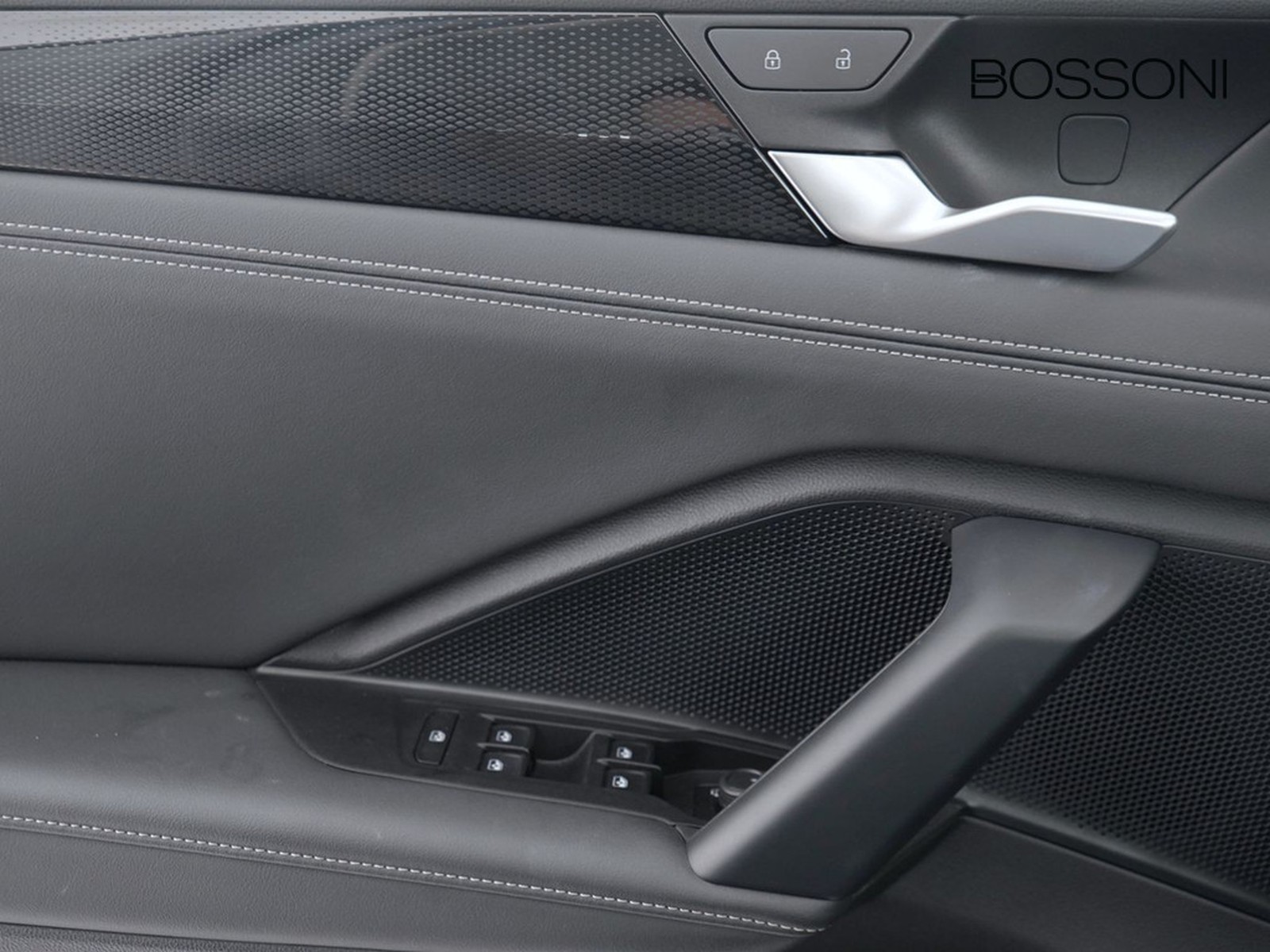 17 - Volkswagen Tiguan 2.0 tdi scr 150cv life dsg