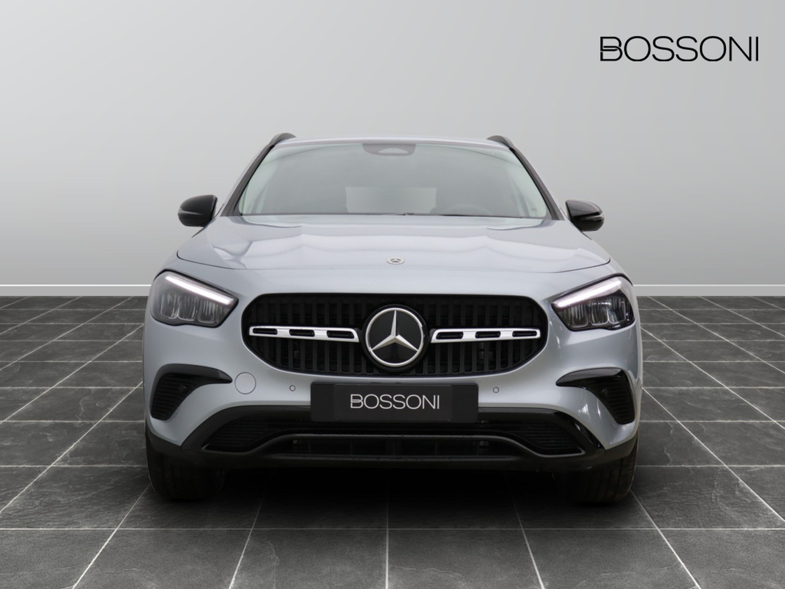 2 - Mercedes GLA 200 d progressive advanced 8g-dct