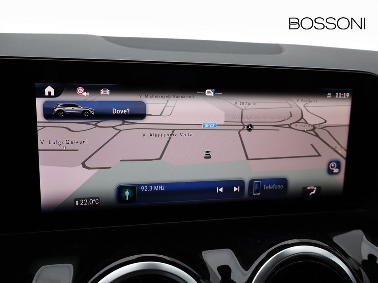 10 - Mercedes GLA 200 d progressive advanced 8g-dct