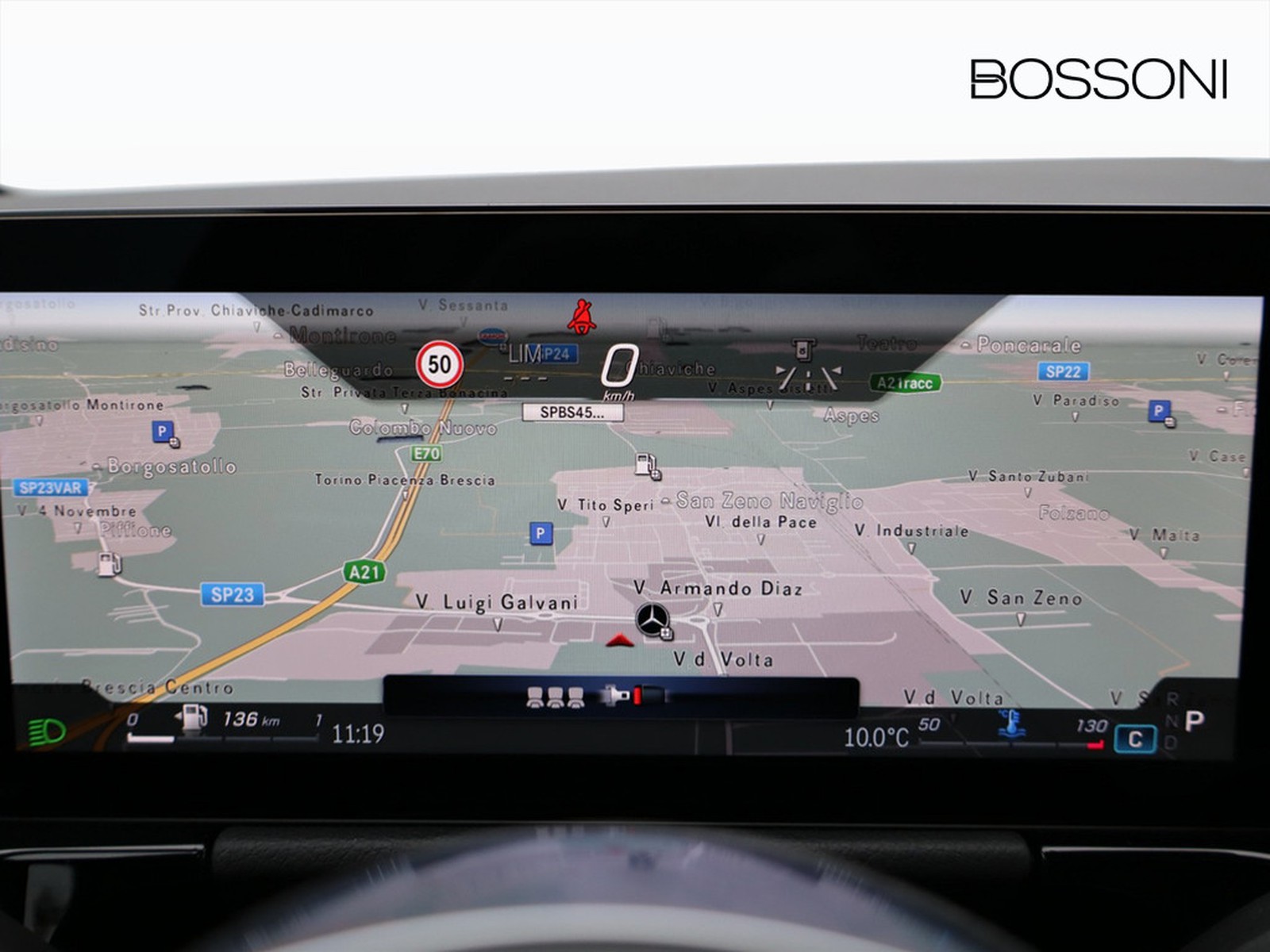 16 - Mercedes GLA 200 d progressive advanced 8g-dct