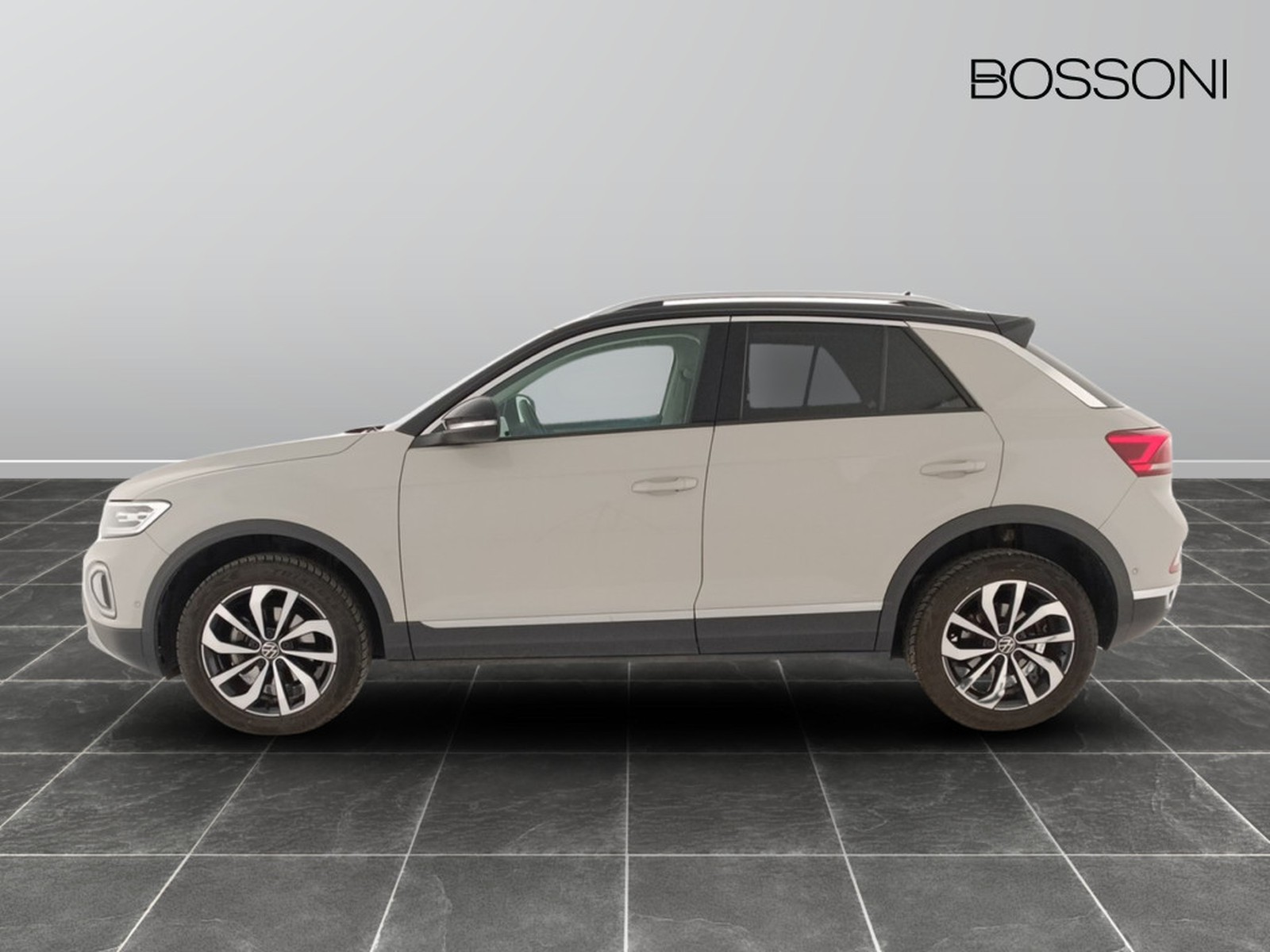 3 - Volkswagen T-Roc 1.5 tsi act style dsg