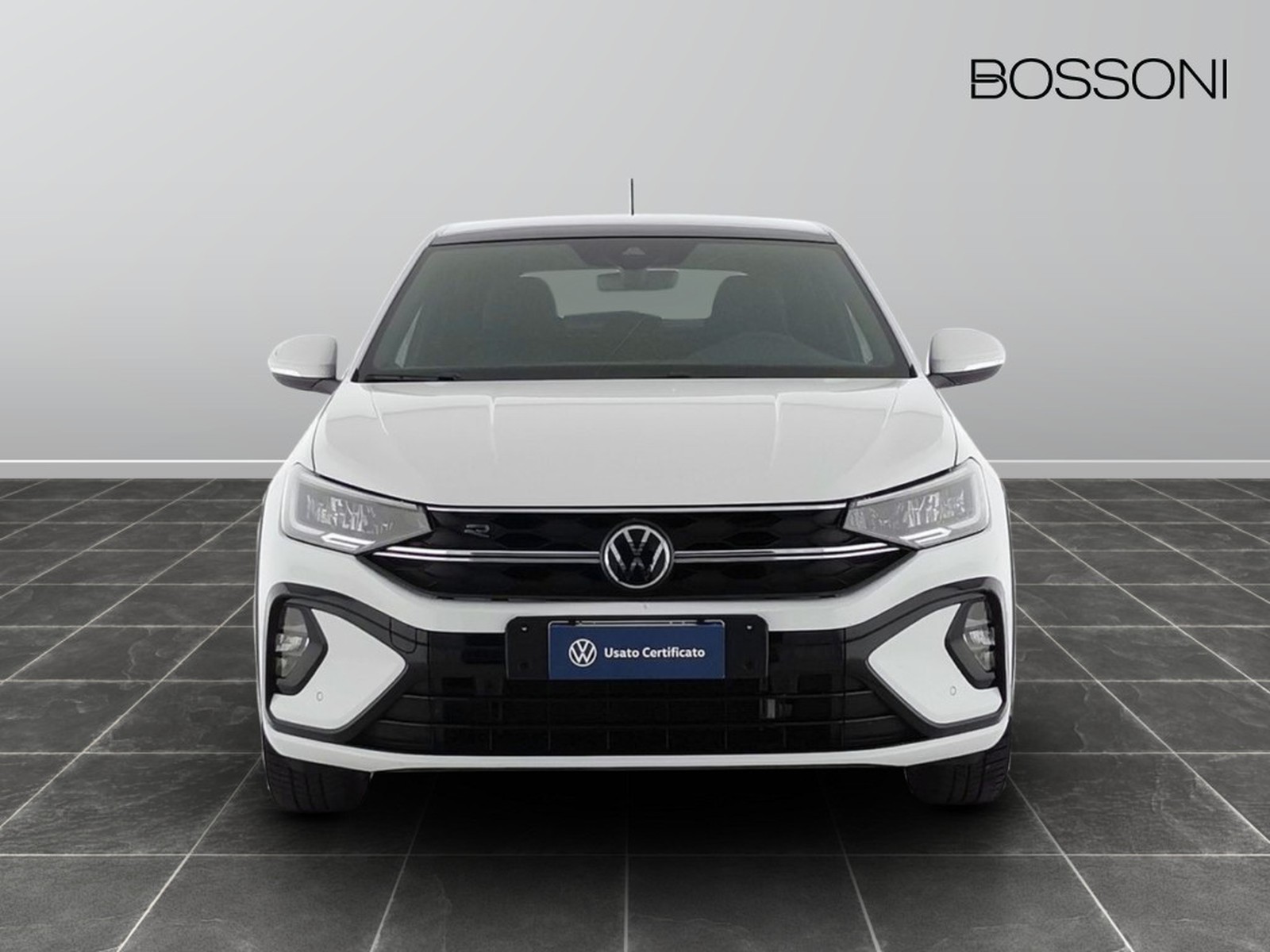 2 - Volkswagen Taigo 1.5 tsi act 150cv r-line dsg