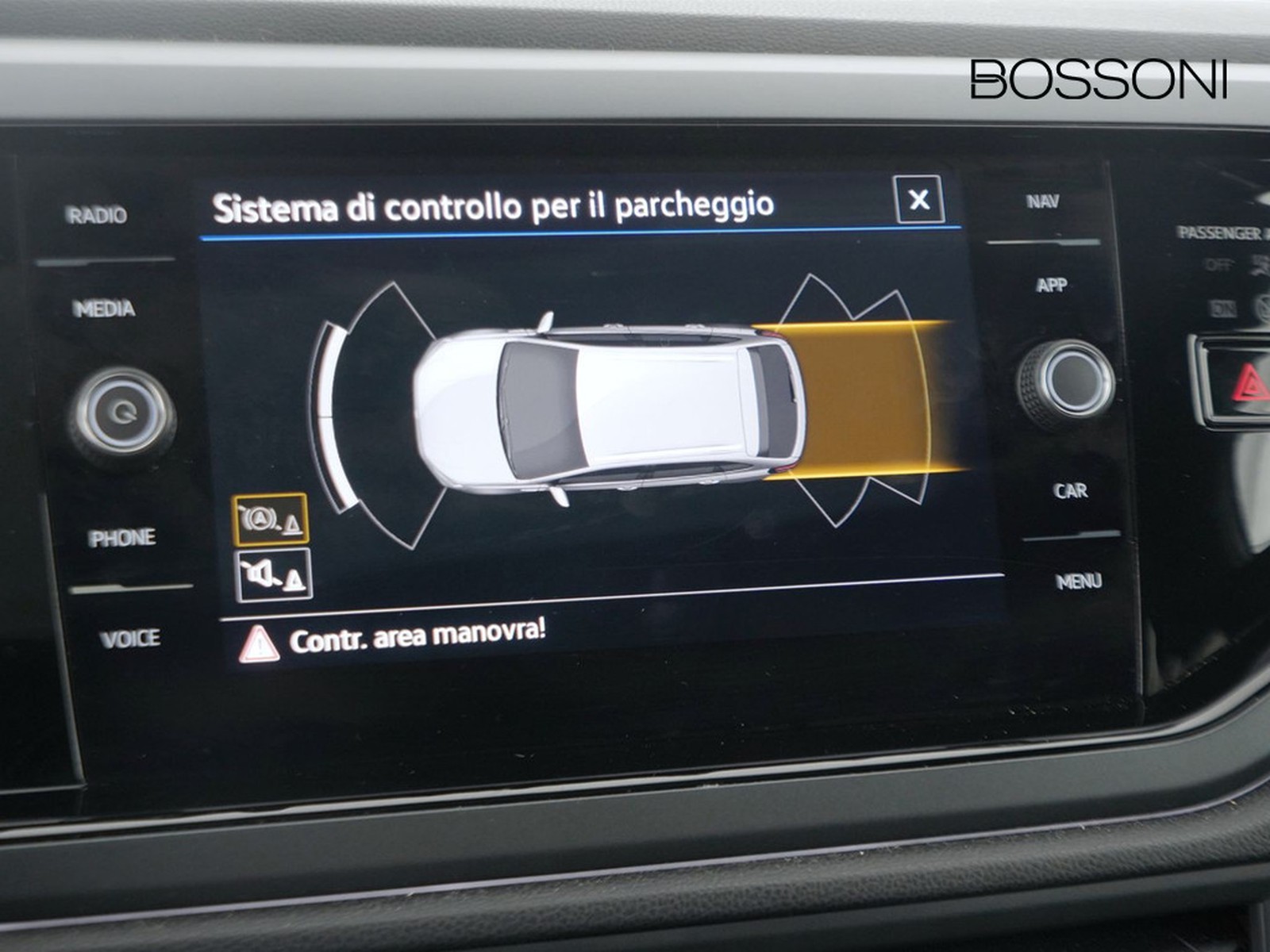 32 - Volkswagen Taigo 1.5 tsi act 150cv r-line dsg