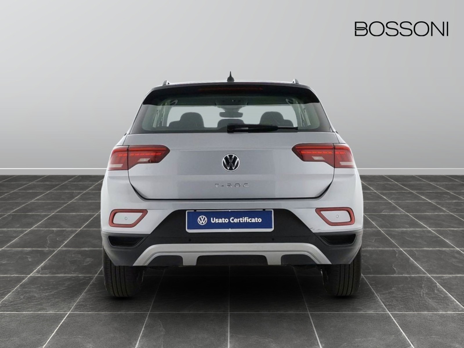 5 - Volkswagen T-Roc 1.5 tsi act life dsg