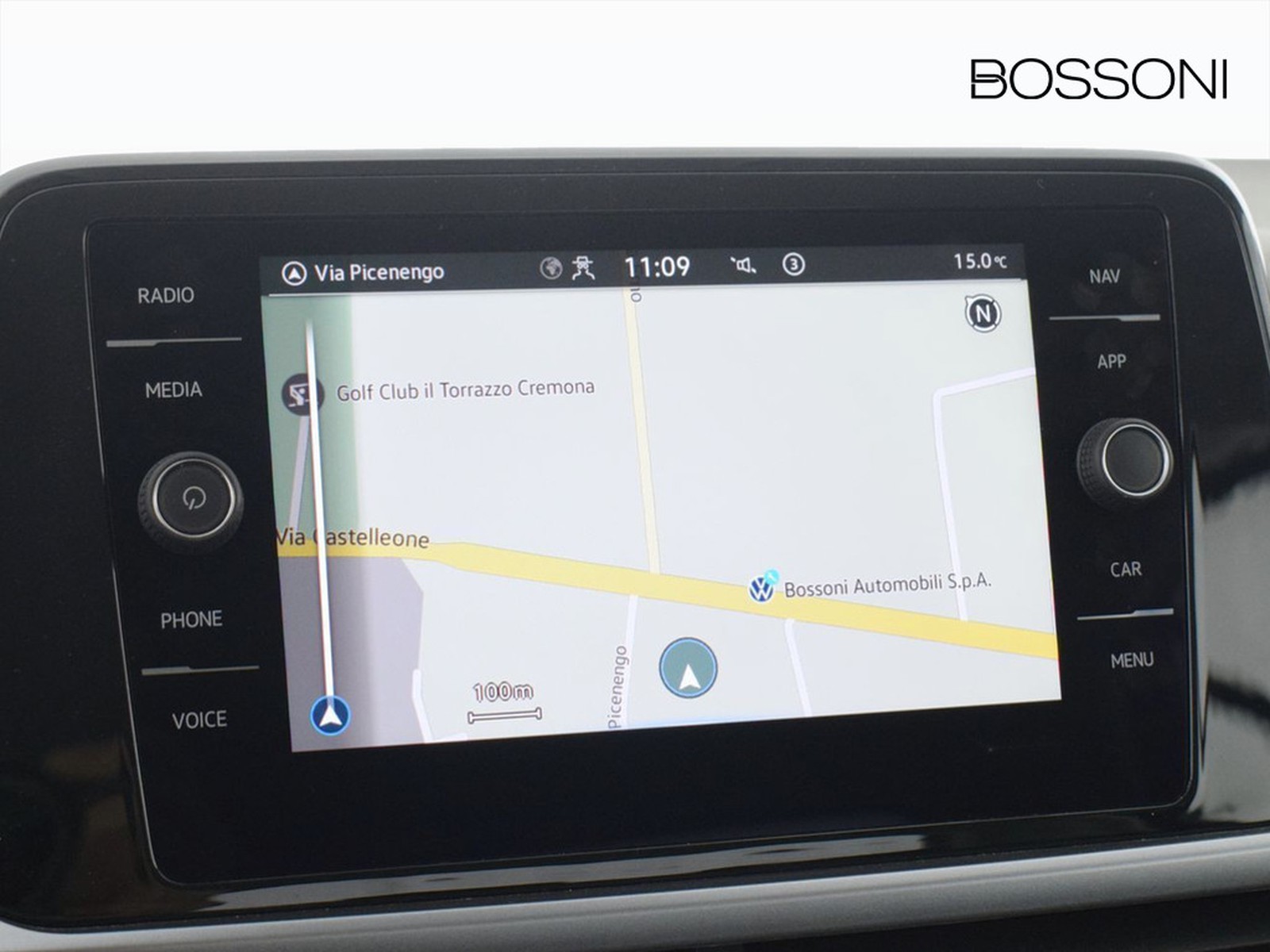 28 - Volkswagen T-Roc 1.5 tsi act life dsg