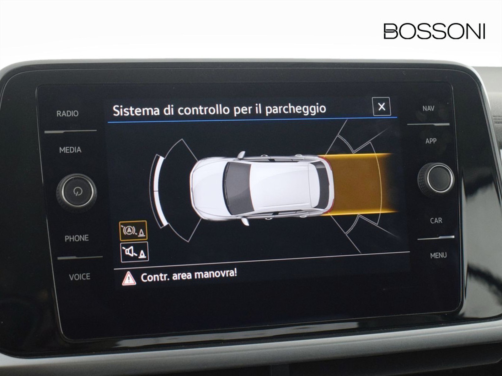 29 - Volkswagen T-Roc 1.5 tsi act life dsg