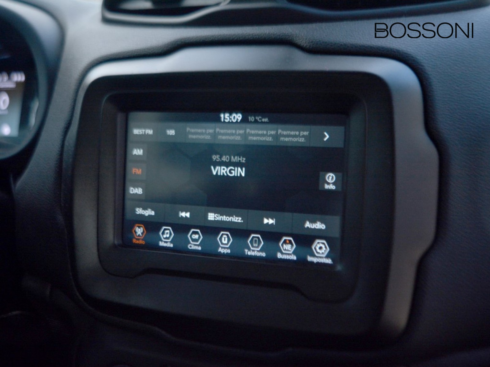 10 - Jeep Renegade 1.5 turbo t4 mhev 130cv limited 2wd