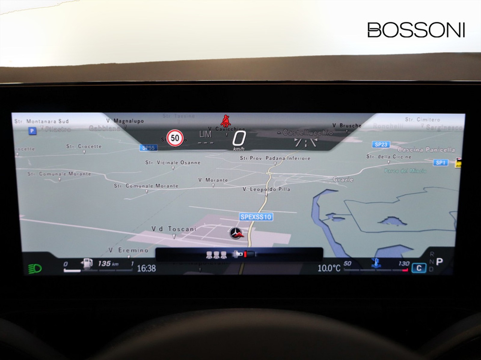 16 - Mercedes GLA 200 d amg line extra 8g-dct