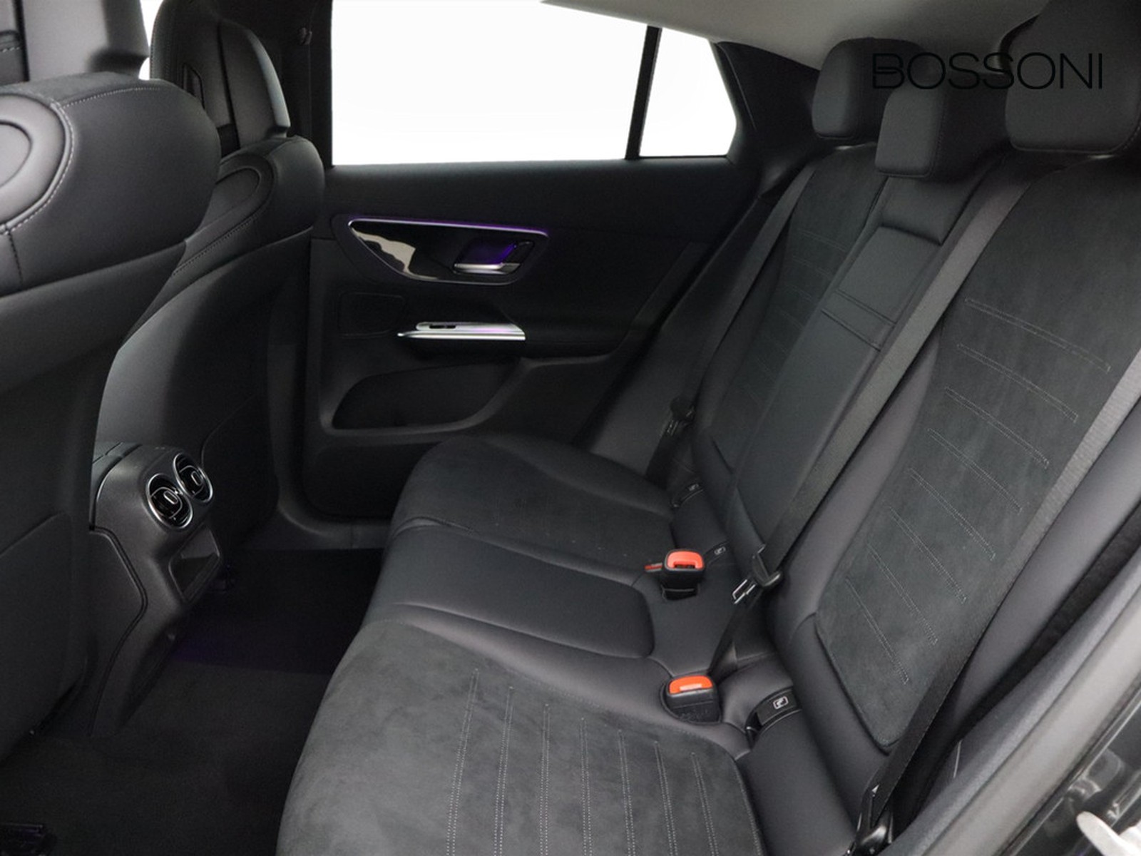 8 - Mercedes GLC coupe 220 d amg line advanced 4matic 9g-tronic