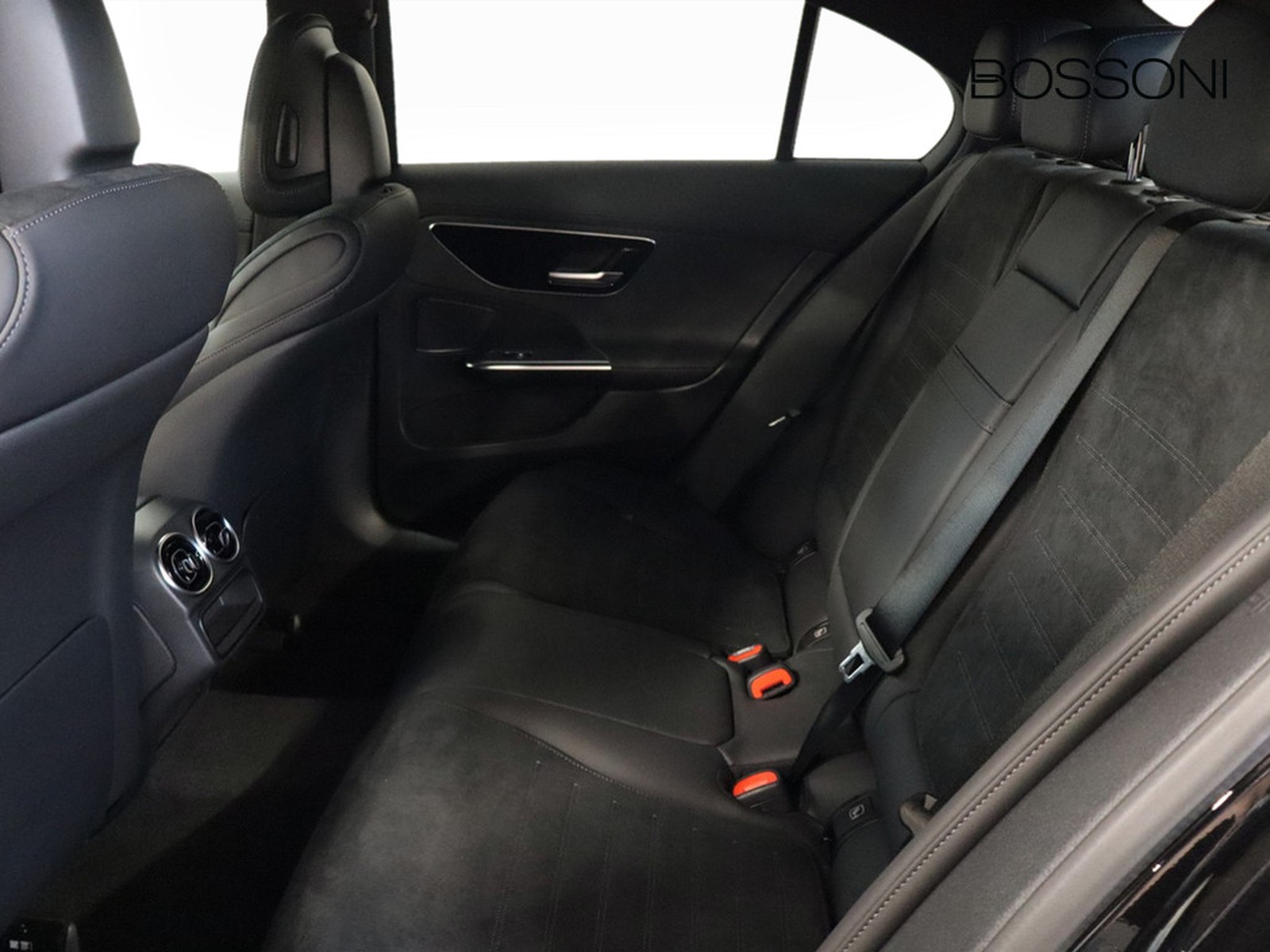 8 - Mercedes Classe C berlina 200 d mild hybrid amg line advanced 9g-tronic