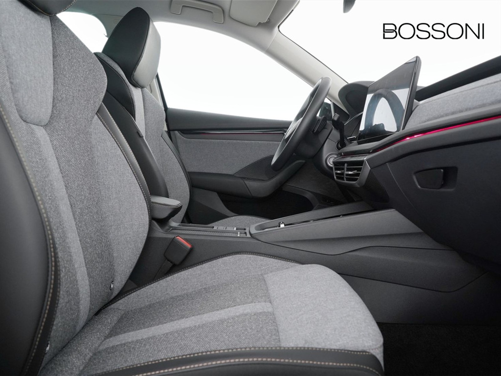 8 - Skoda Octavia wagon 2.0 tdi 150cv style dsg