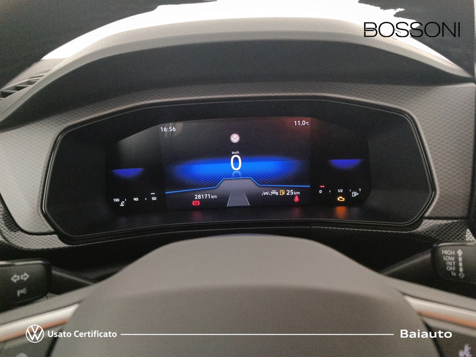 9 - Volkswagen T-Cross 1.0 tsi 95cv life