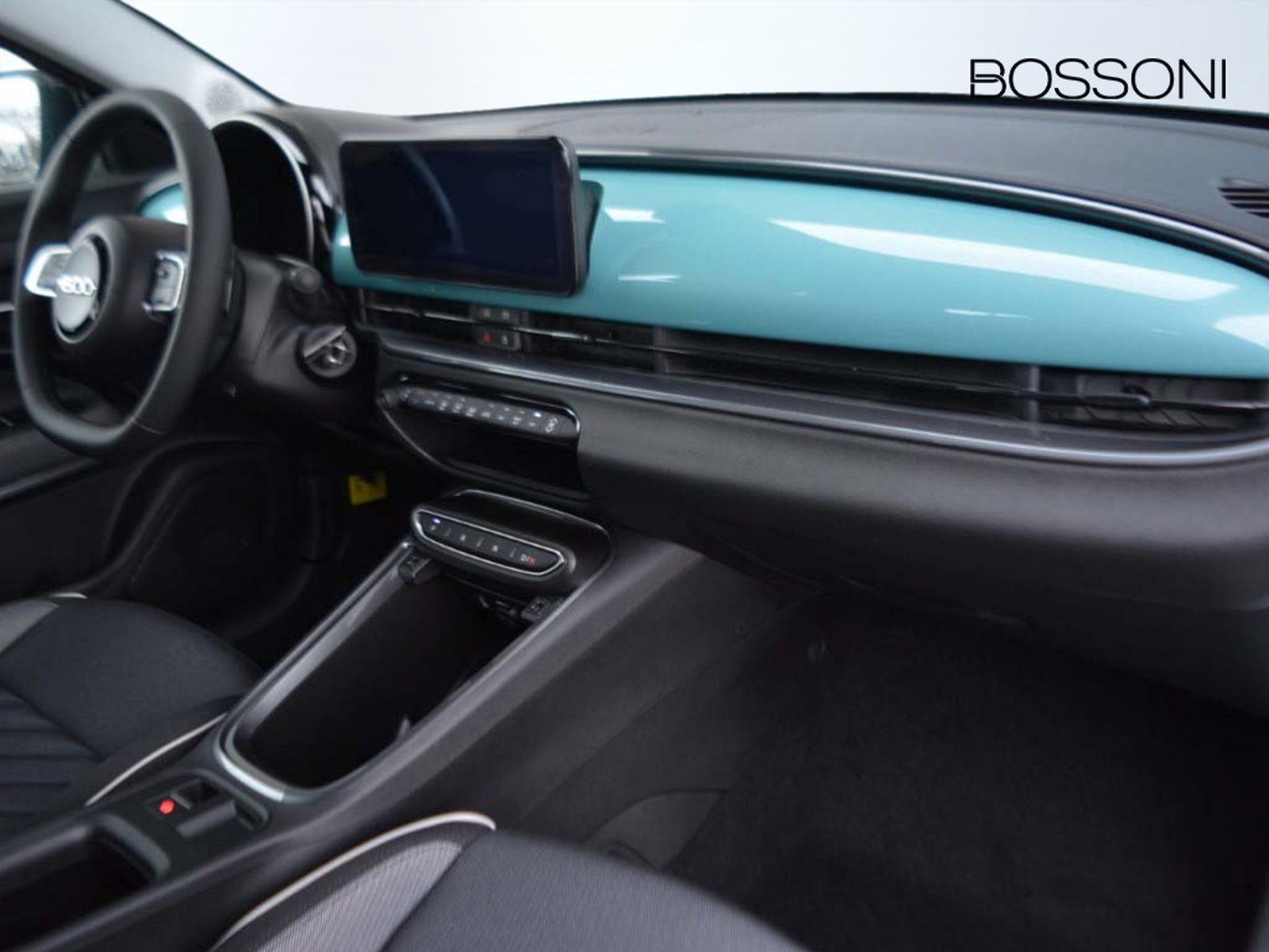 8 - Fiat 600 1.2 hybrid 145cv icon