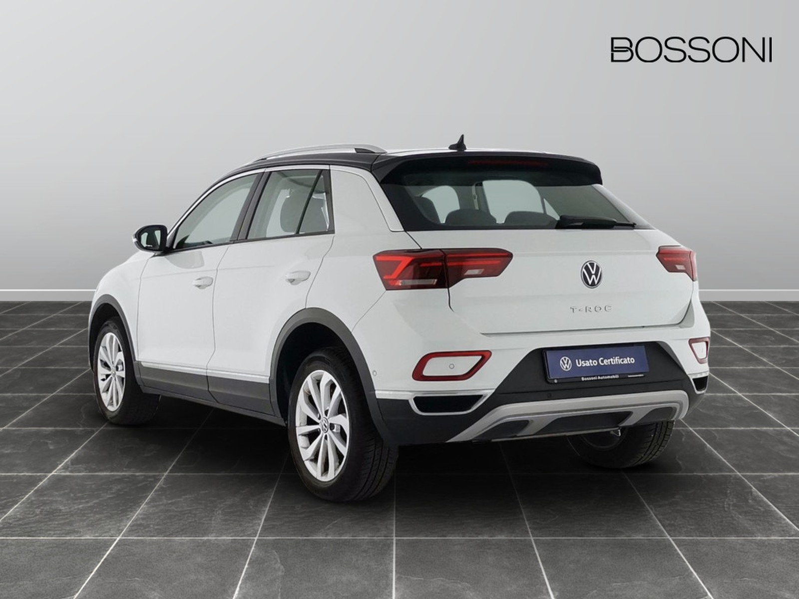4 - Volkswagen T-Roc 1.5 tsi act style dsg