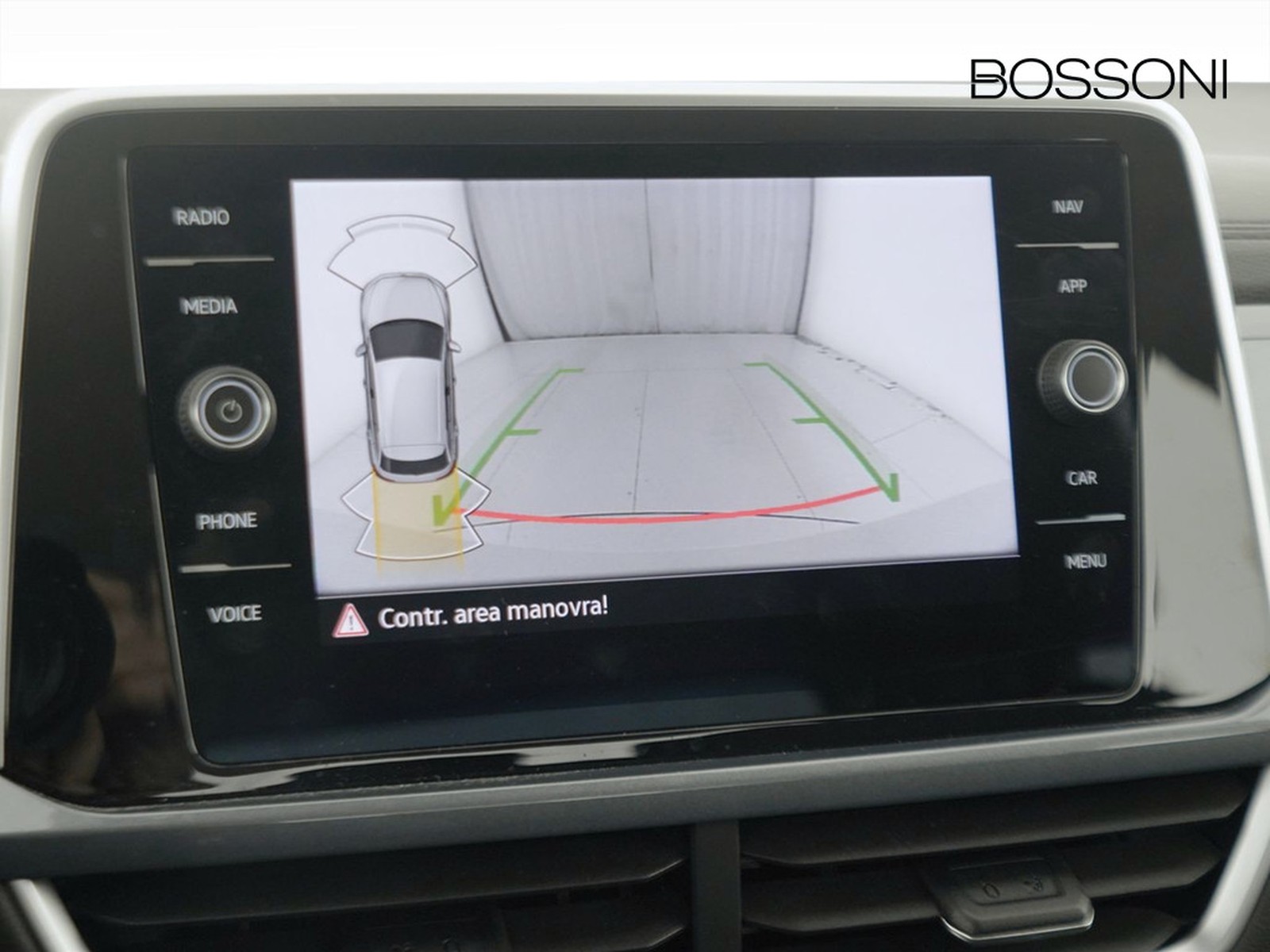 29 - Volkswagen T-Roc 1.5 tsi act style dsg