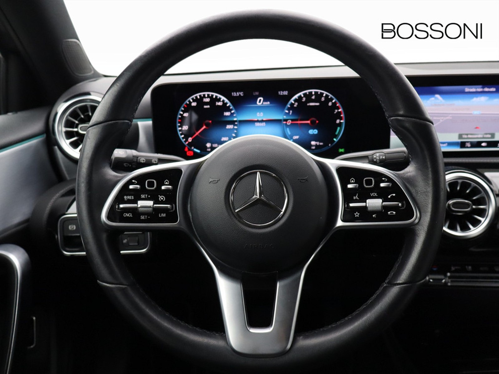 16 - Mercedes Classe A 250 e plug in hybrid (e eq-power) sport 8g-dct