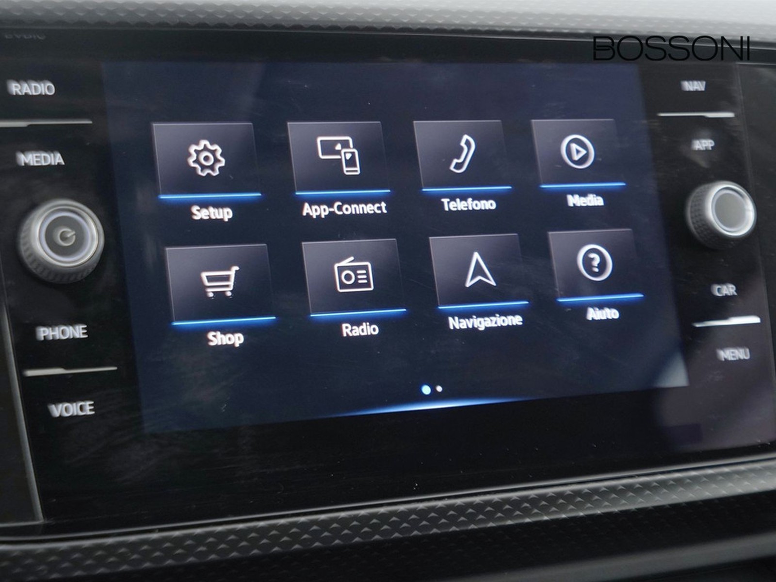 27 - Volkswagen T-Cross 1.0 tsi 110cv style