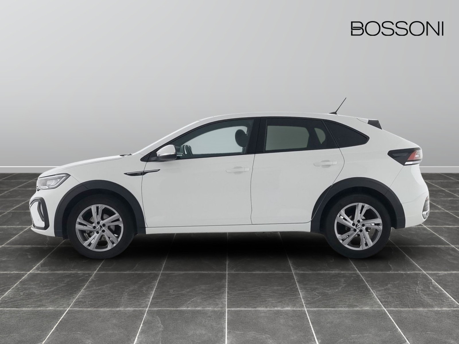 3 - Volkswagen Taigo 1.5 tsi 150cv r-line dsg