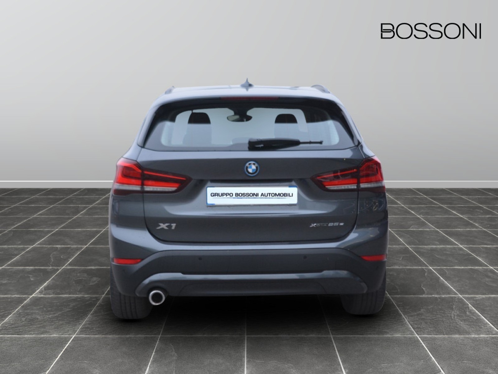 4 - BMW X1 25e xdrive business advantage steptronic