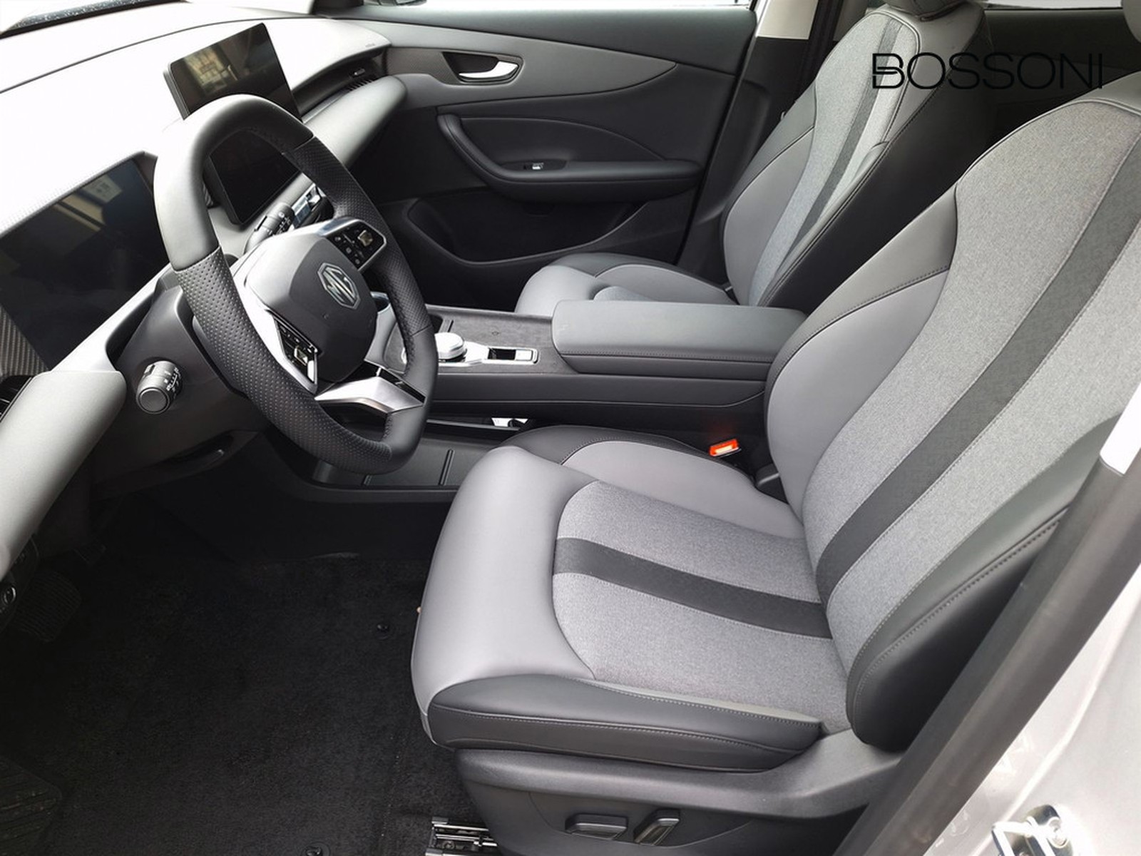 11 - Mg MGS5 EV ev luxury 64