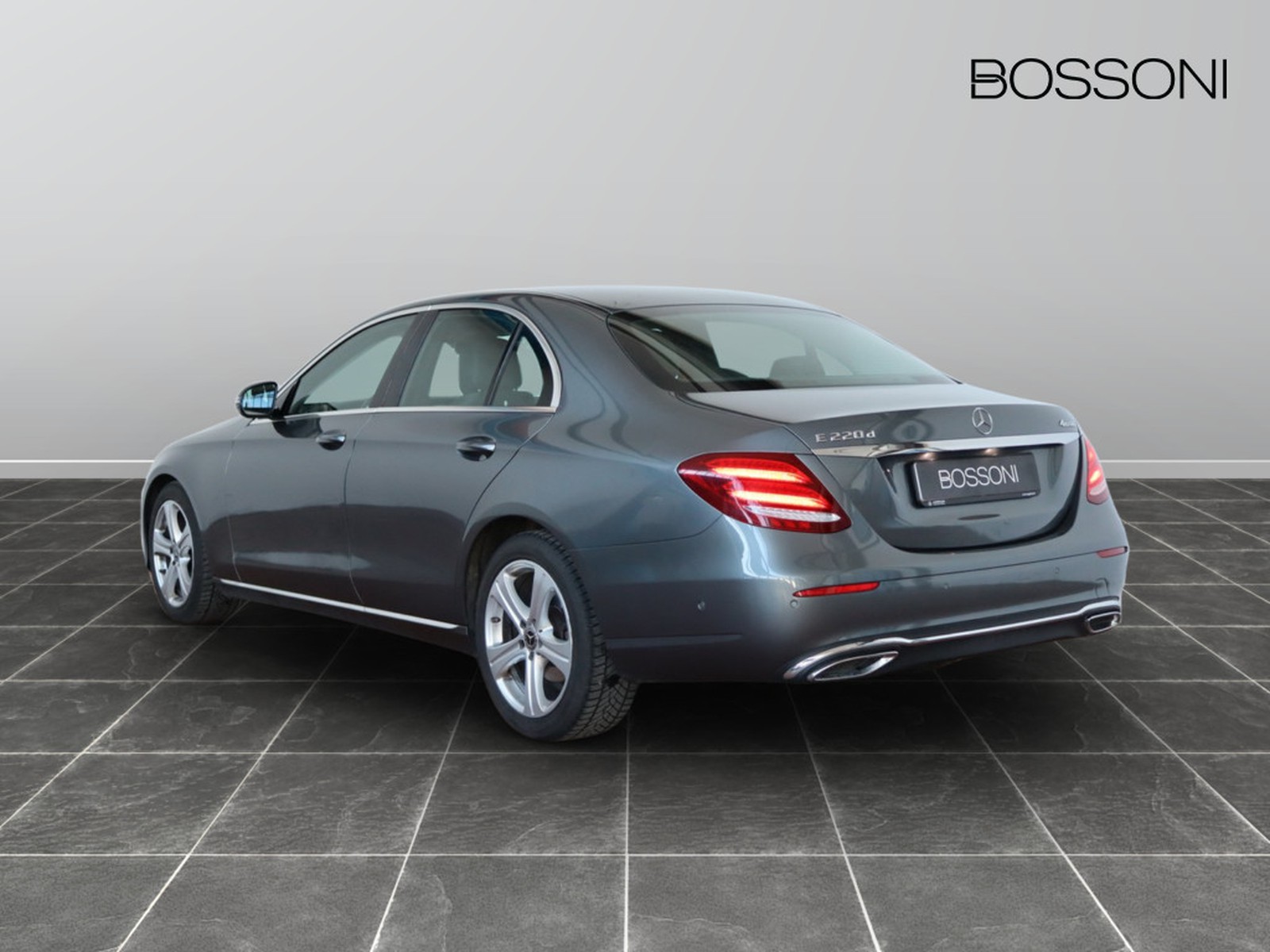 5 - Mercedes Classe E berlina 220 d business sport 4matic 9g-tronic plus