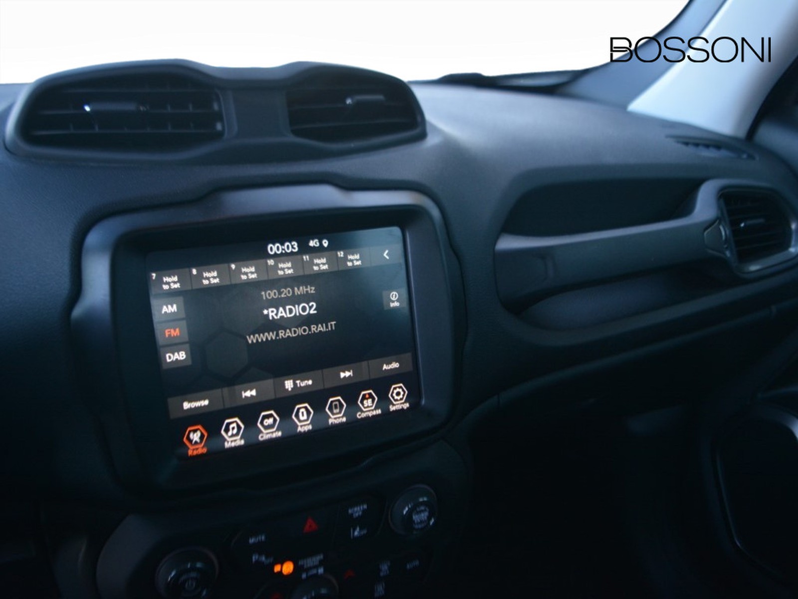 11 - Jeep Renegade 1.5 turbo t4 mhev 130cv limited 2wd