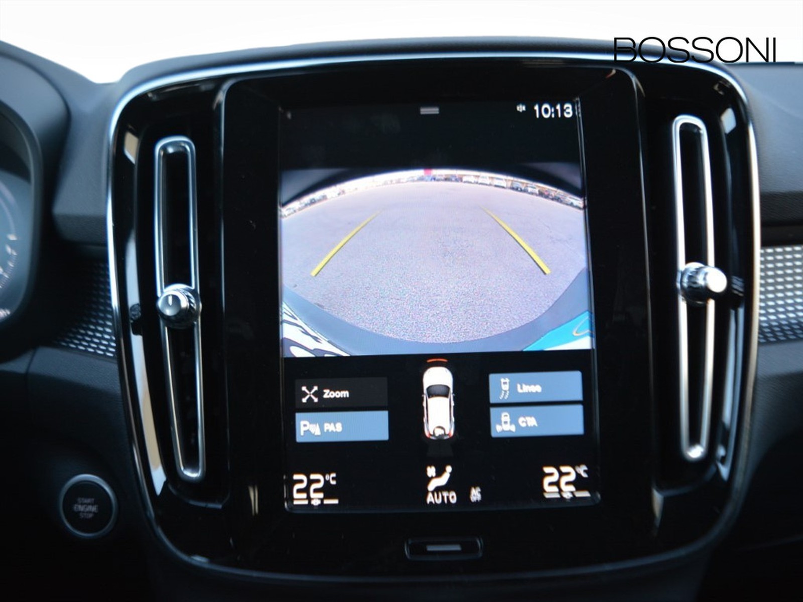 20 - Volvo XC40 1.5 t5 recharge plug-in-hybrid r-design geartronic my21