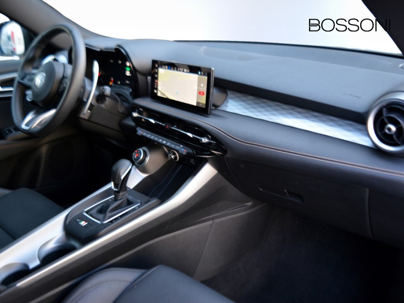 8 - Alfa Romeo Tonale 1.5 hybrid 160cv veloce tct7