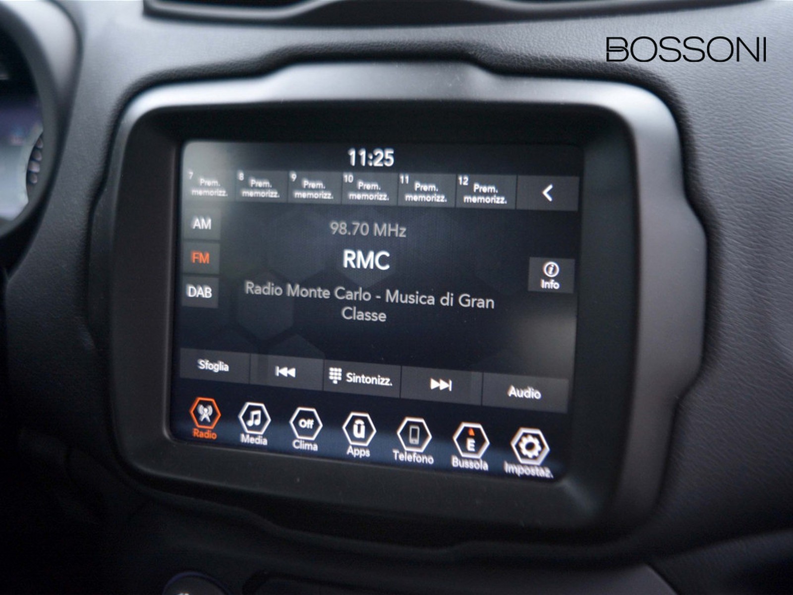 10 - Jeep Renegade 1.5 turbo t4 mhev 130cv limited 2wd