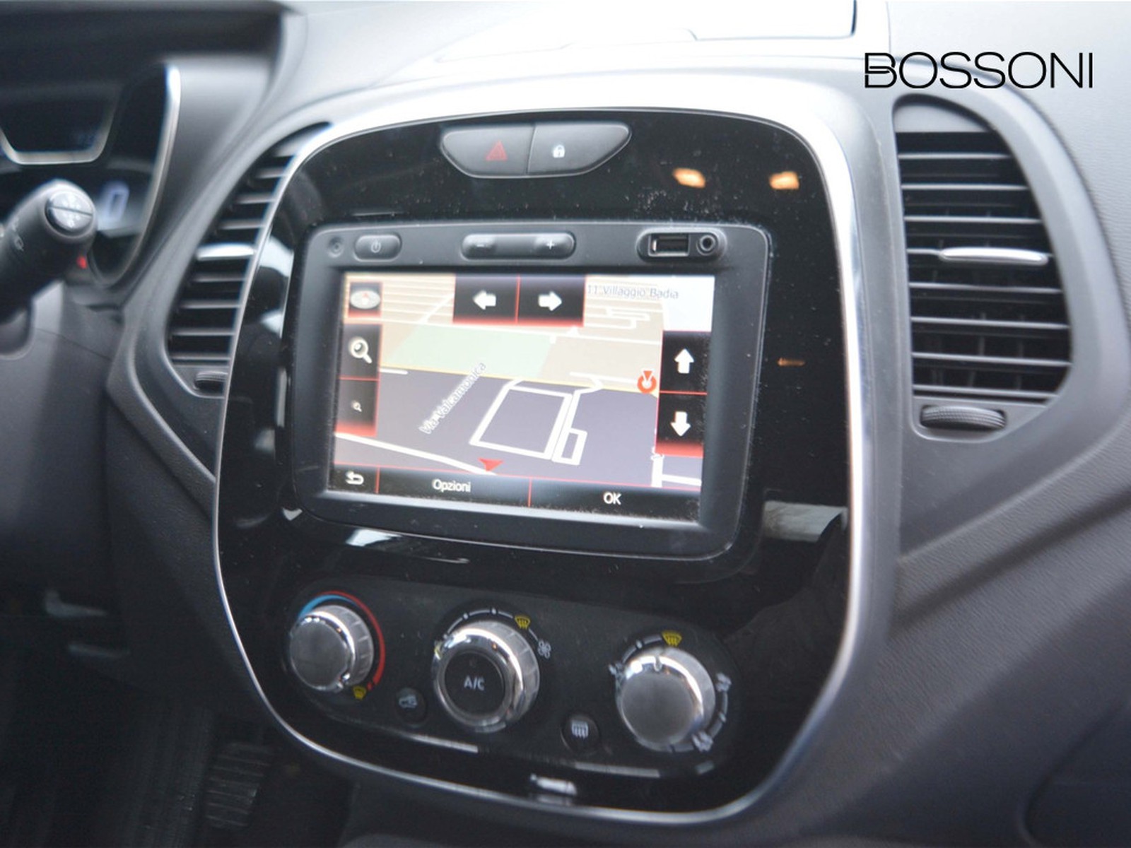 10 - Renault Captur 1.5 dci 90cv sport edition my19