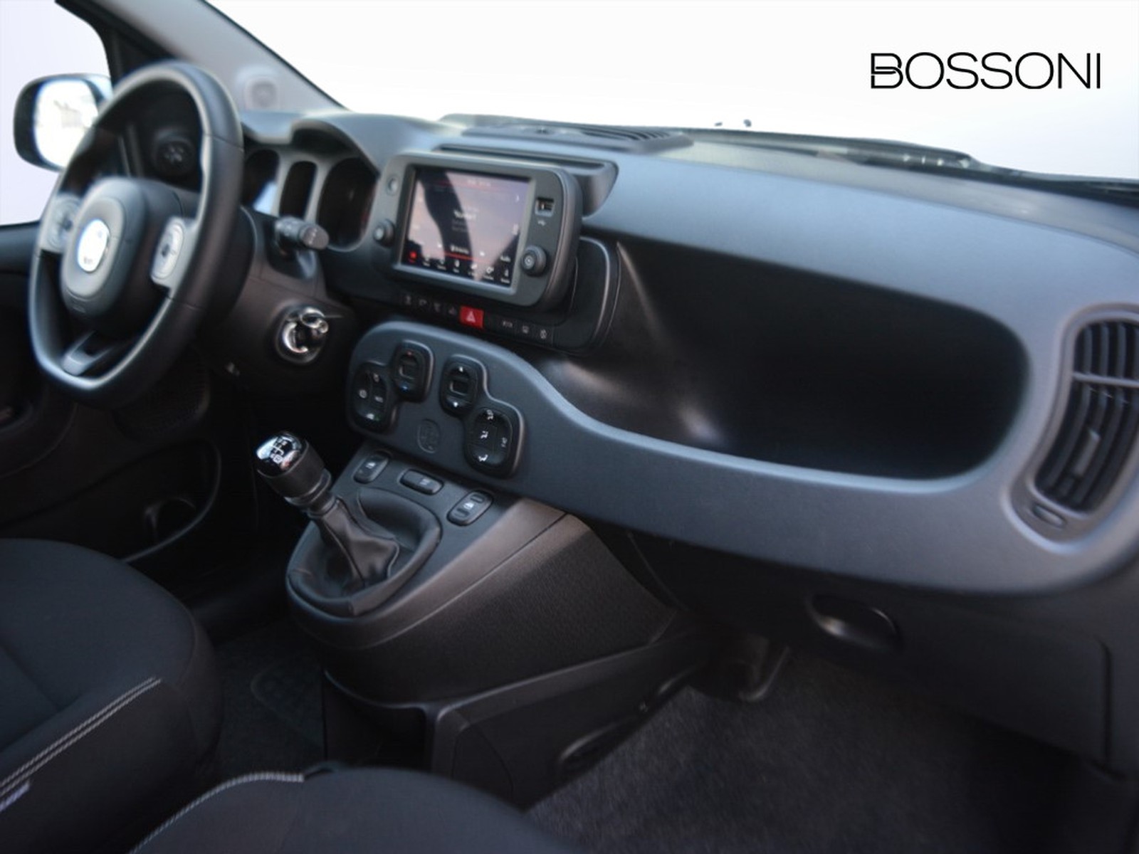 8 - Fiat Panda cross 1.0 firefly hybrid 70cv s&s 5p.ti