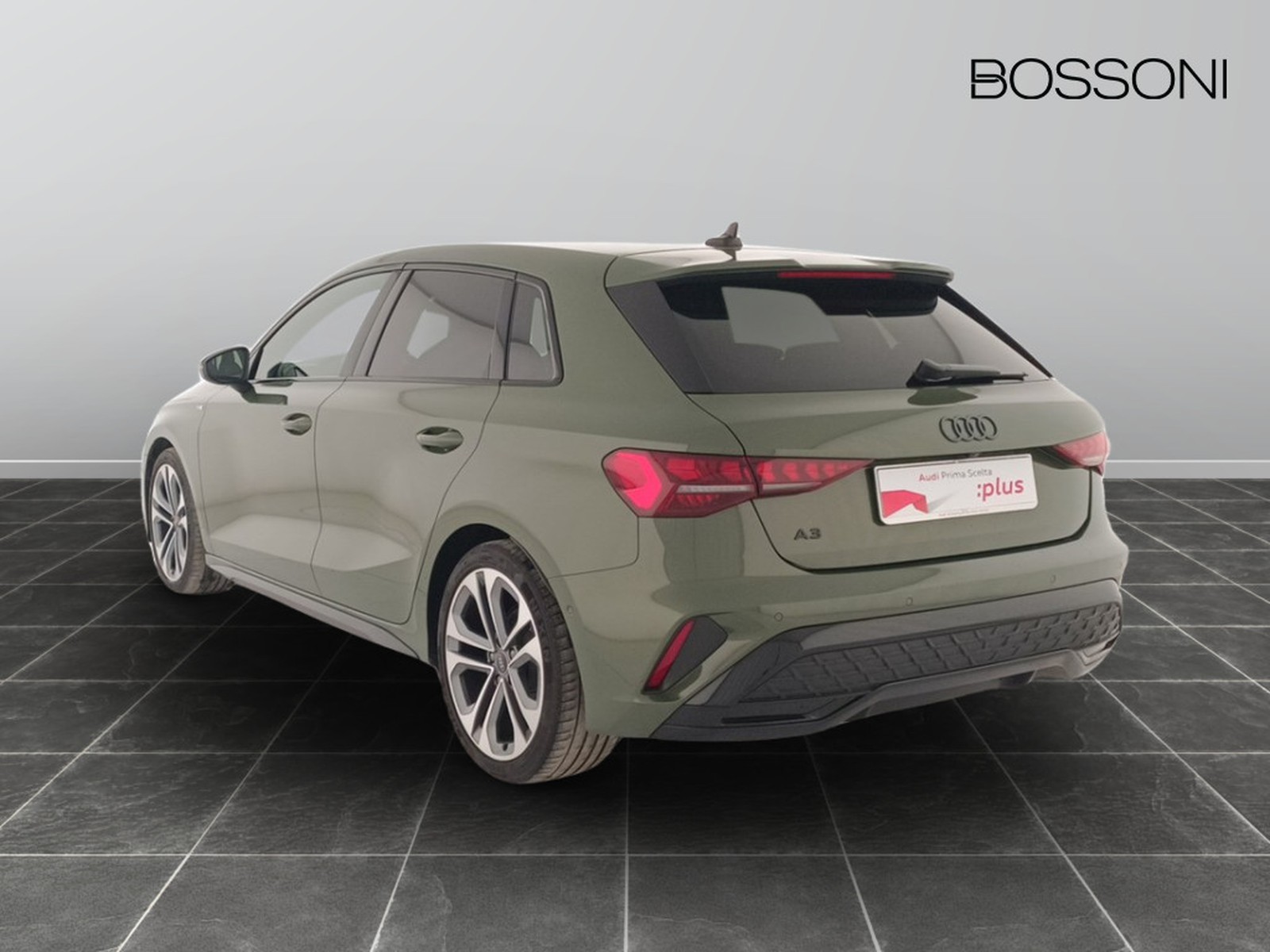 4 - Audi A3 sportback 2.0 tdi 150cv s line edition s tronic